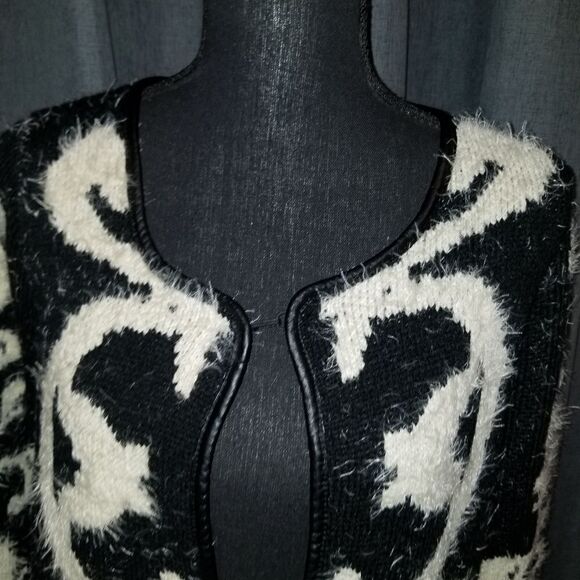 Cardigan Sisters Eyelash open front sweater jacket sz med Pre-owned - Picture 2 of 6